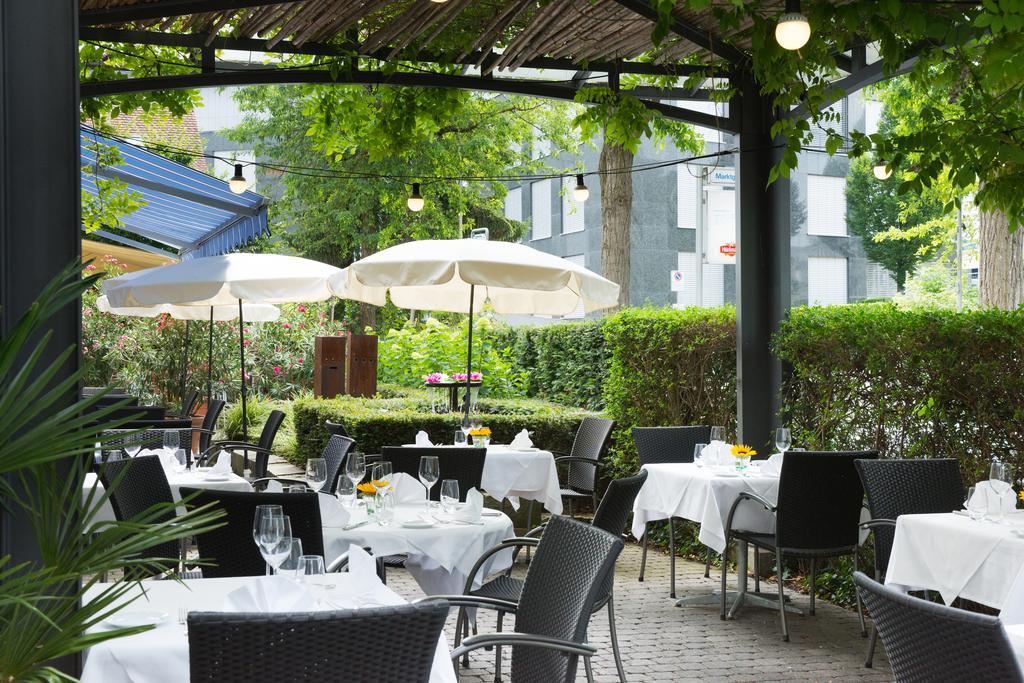 Hotel Fly Away Kloten Nhà hàng bức ảnh